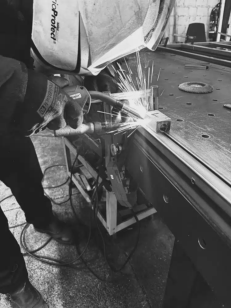 steel-interior-fertigung-2