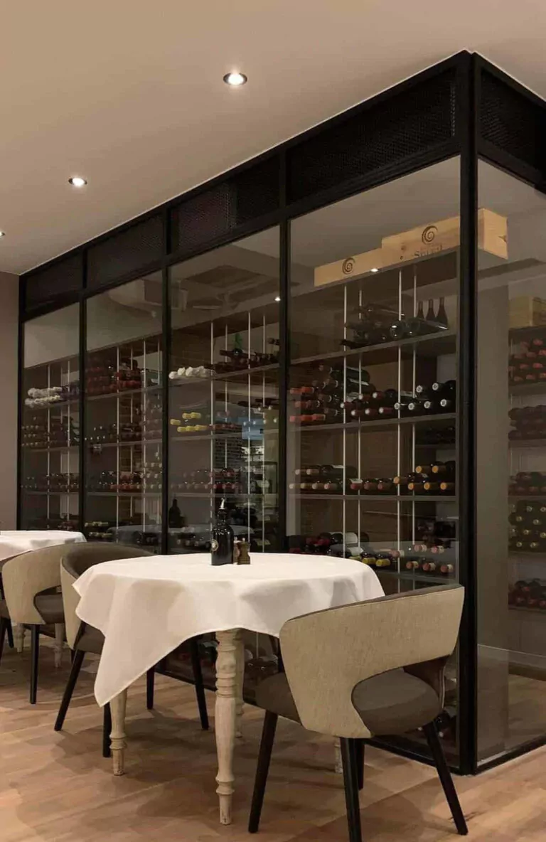 steel-interior-loft-festelement-wein